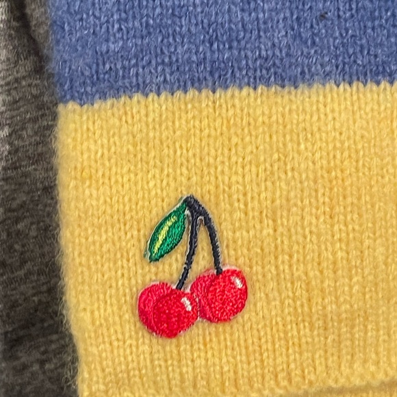 100% wool Abercrombie & Fitch Cherry Embriodered Striped Yellow and Blue Scarf - Picture 3 of 4